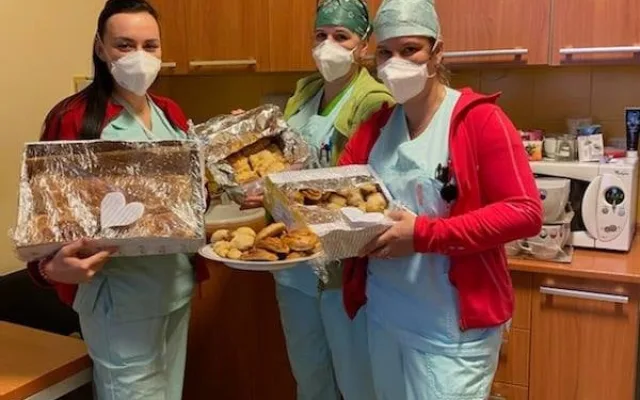 Počet nakažených covid-19 začal v Karlovarském kraji opět stoupat