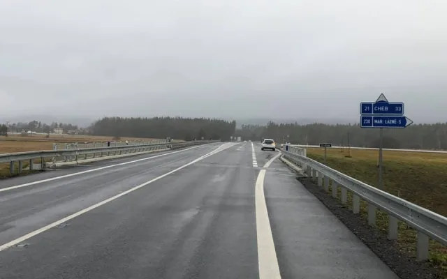 Dnes odpoledne byl otevřen silniční obchvat Mariánských Lázní
