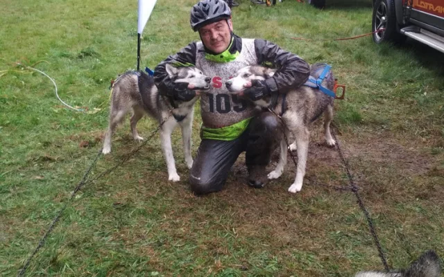 (NE)OBYČEJNÝ: My jim jen poskytujeme radost, sportovec je ten pes a ne člověk, říká zkušený musher Petr Gurega