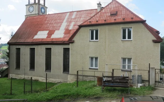 Evangelický kostel s farou, Kraslice, pohled od severovýchodu