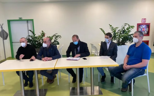 Ministr Blatný přijel osobně prověřit situaci v chebské nemocnici