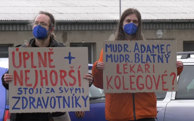 Ministr Blatný přijel prověřit situaci v chebské nemocnici, spolupráci s Německem stále odmítá