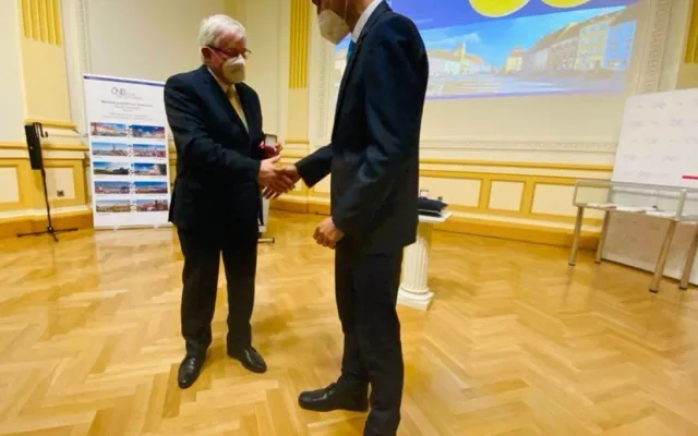 Město Cheb má svou zlatou pamětní minci
