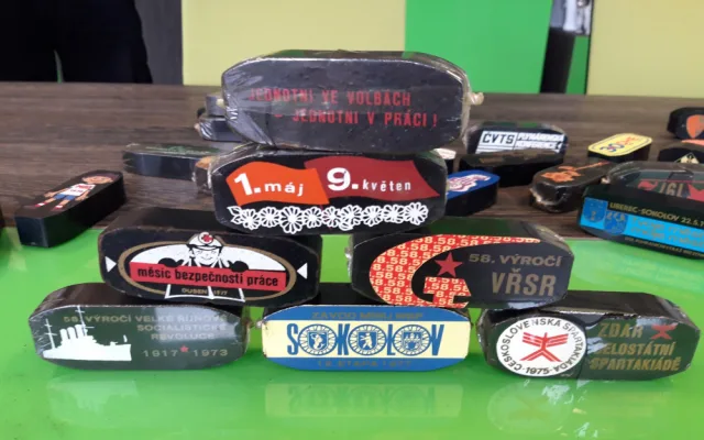 Muzeum má zájem o staré propagační briketky ze slavné briketárny na Sokolovsku