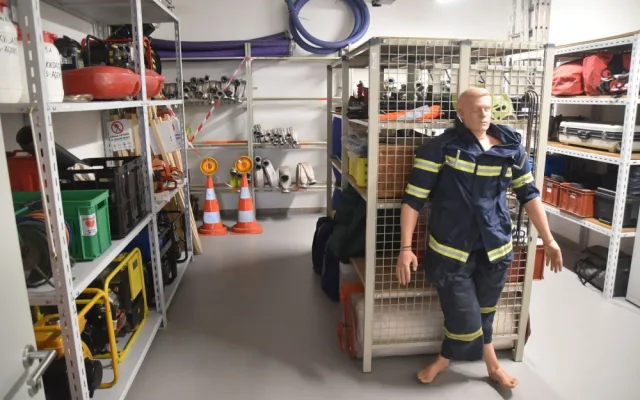 Chebští hasiči představili své nové prostory, přišly stovky lidí