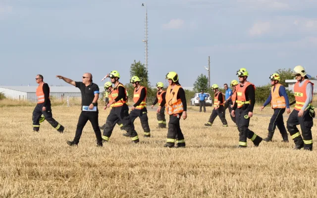 VIDEO: Pád letadla při leteckém dni v Chebu. Organizátoři vyjadřují soustrast rodině mrtvého pilota