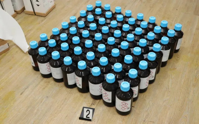 Policie při operaci KOZEL II. odhalila u Chebu laboratoř na výrobu stovek kilogramů metamfetaminu