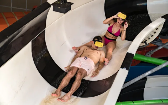 size4-16897795061179-2-v-aquapalace-praha-je-havaj