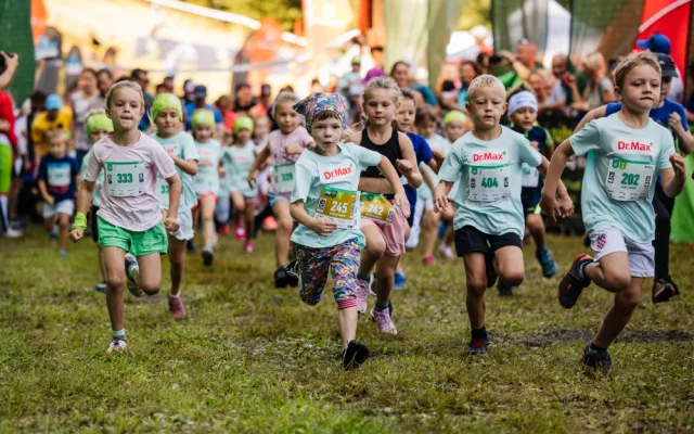 Lesy svolávají k oslavě jubilea. Registrace na 10. ročník Běhej lesy jsou spuštěny