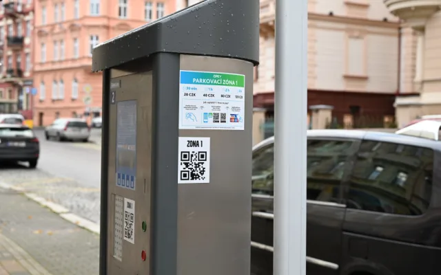 Karlovy Vary chtějí posílit kontrolu parkování, spoléhat se chtějí na nové bezobslužné technologie