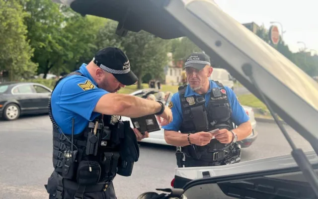 Strážníci městské policie si během konání filmového festivalu více posvítili na řidiče nerespektují předpisy