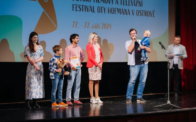 Festival Oty Hofmana ocenil Amerikánku, Vlny i Smysl pro tumor
