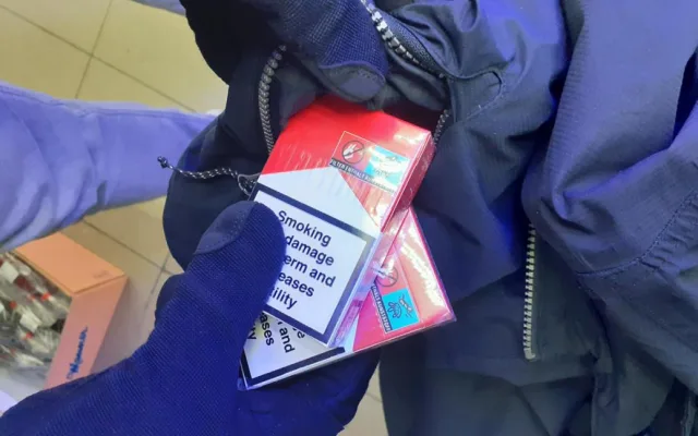 Celníci zajistili při silniční kontrole 300 tisíc kusů neznačených cigaret. Daňový únik činil 1,3 milionu korun