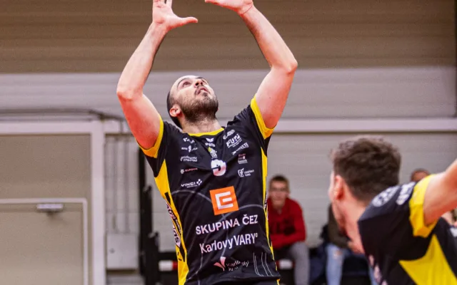 FOTO: Karlovarští volejbalisté mají nabitý program, přesto postoupili do finále