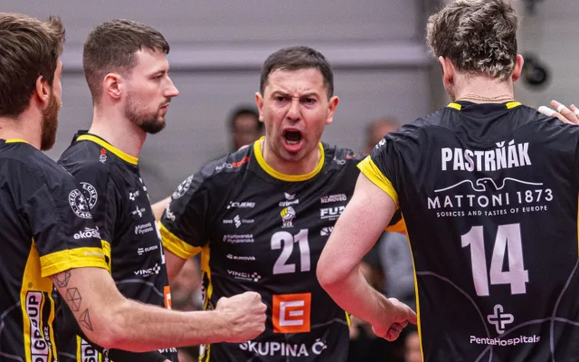 Karlovarsko na domácí palubovce nadalo šanci zlínské Fatře