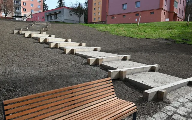 Drahovický rybníček v Karlových Varech se proměnil, otevře se v květnu