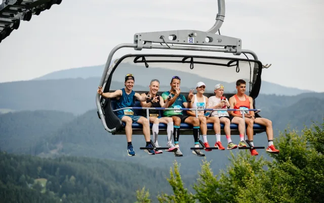 Běžecká horečka v Beskydech! Lesní smečka vyprodala Bílou a vyzrála na vedro
