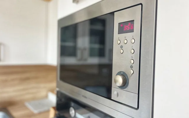 Před odjezdem na dovolenou nevypínejte router, lednici ani hlavní jistič
