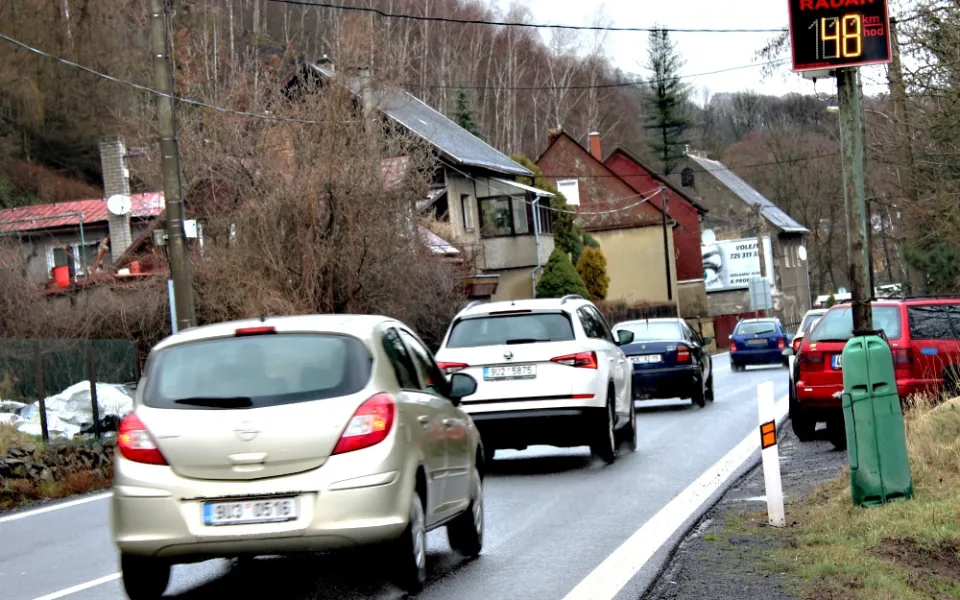 Ve Stráži nad Ohří je prováděno úsekové měření rychlosti