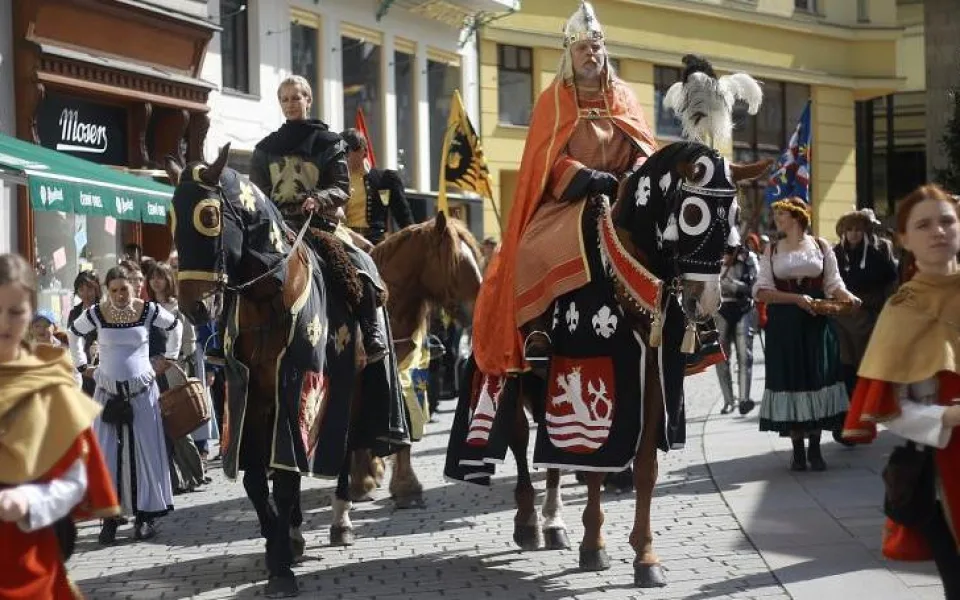 Zahájení lázeňské sezony bylo v Karlových Varech odloženo