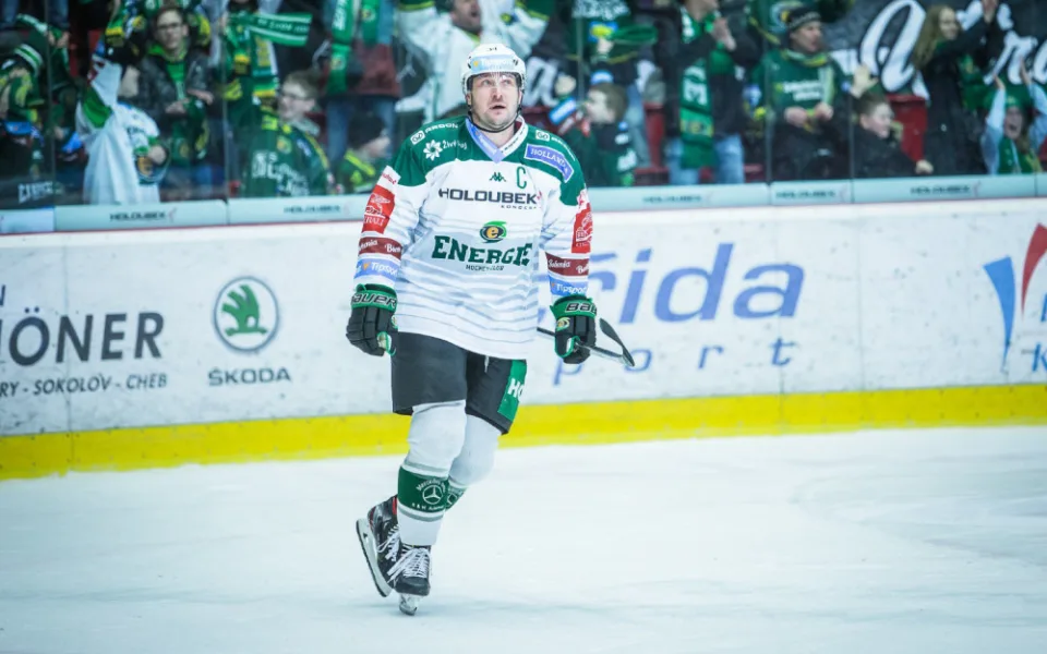 Kapitán HC Energie Václav Skuhravý