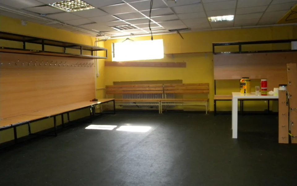 Zrekonstruovaná šatna sokolovského zimního stadionu