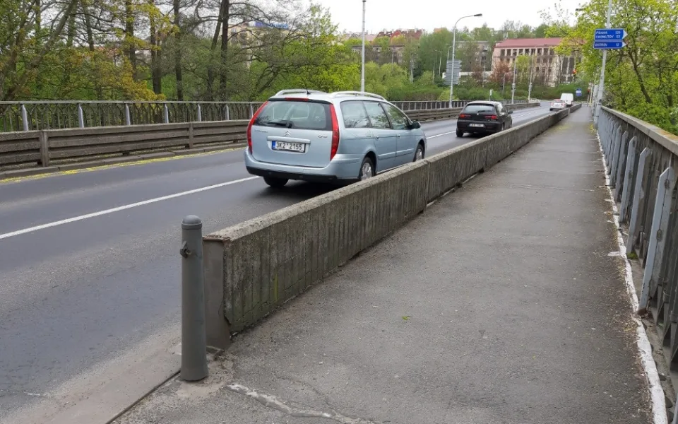 Chebský most v Karlových Varech