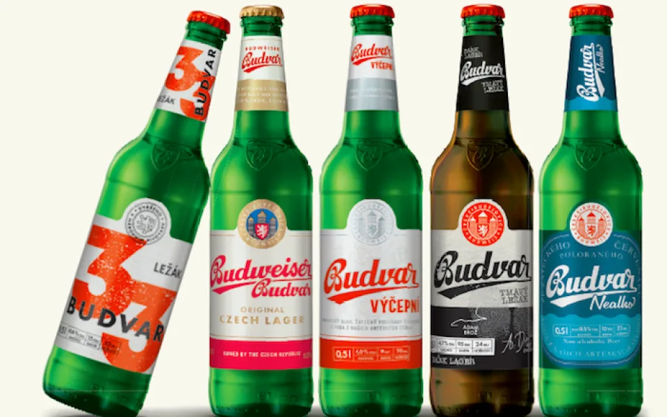 Budějovický Budvar oblékl svá piva do nového hávu. Reaguje na vývoj trhu