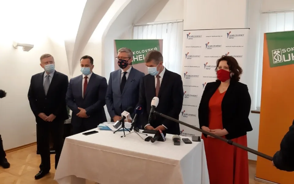 Jednání s vládou, která započala v Sokolově, budou pokračovat.