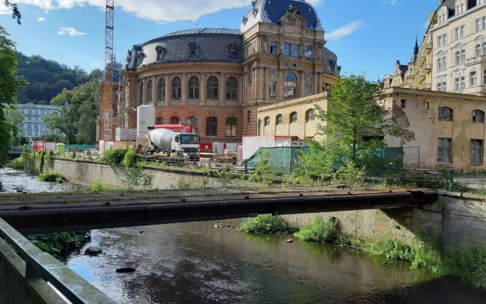 KarlovyVary chtějí dát opravit Goethovu lávku u Císařských lázní