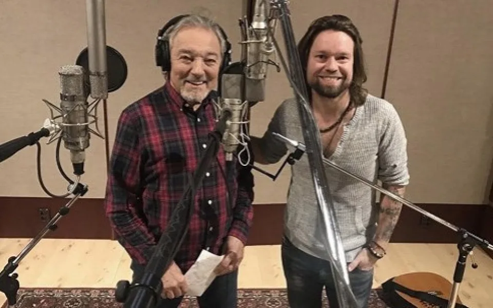 Richard Krajčo splnil slib Karlu Gottovi: rok po jeho smrti vydává společný song