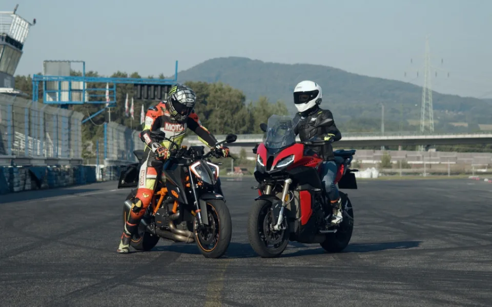 motorkar_foto_TZ