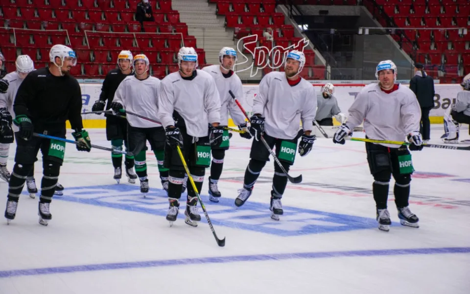 Hráči Energie dnes nastoupí k dalšímu utkání v Třinci.