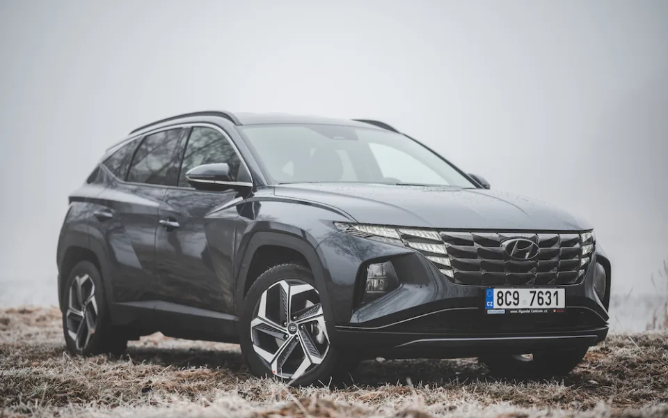 Revoluce u Hyundaie. Nový Tucson se oproti předchozí generaci proměnil k nepoznání