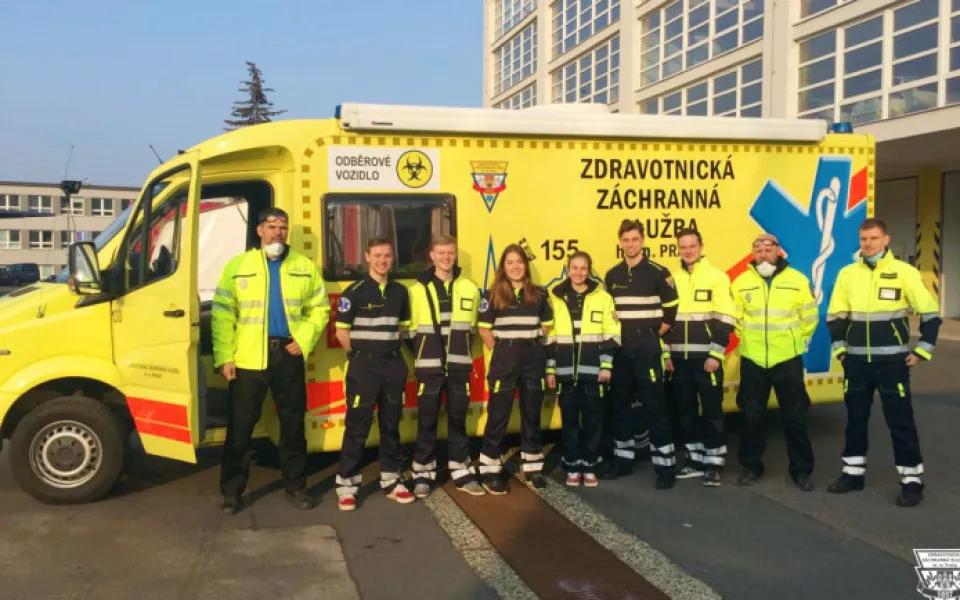 Dnes je Den linky 155. V Česku každou půl minutu vyjede posádka záchranářů