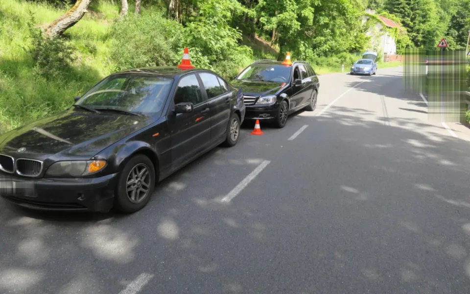 Policie hledá svědky dopravní nehody. U Horního Slavkova se srazila dvě auta