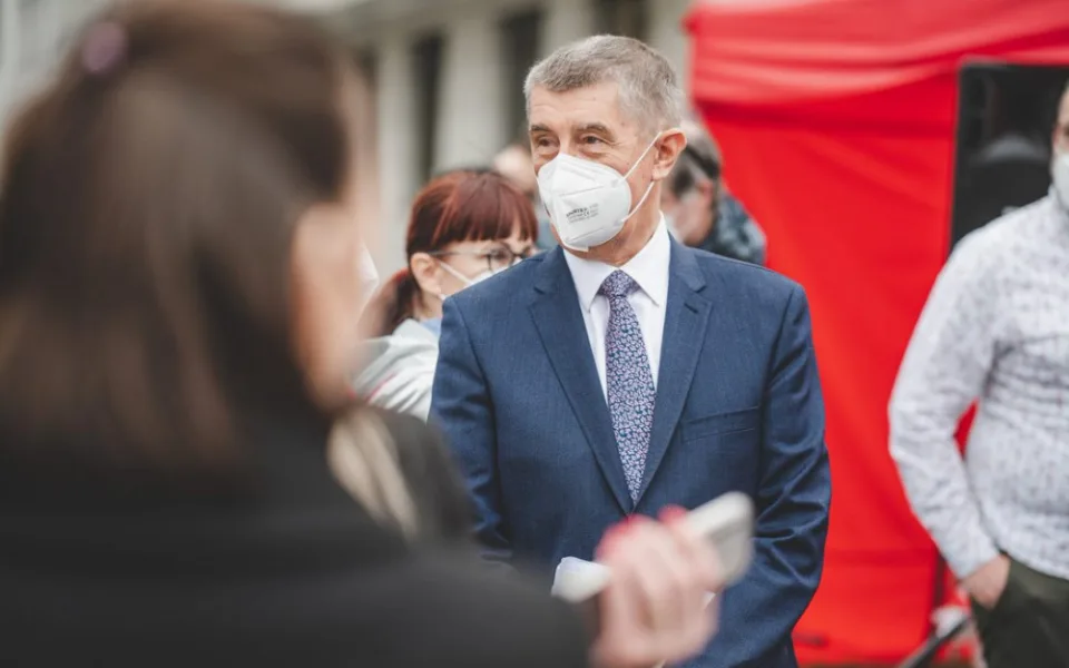 Babiš: Za této vlády nebude očkování proti covidu v Česku povinné