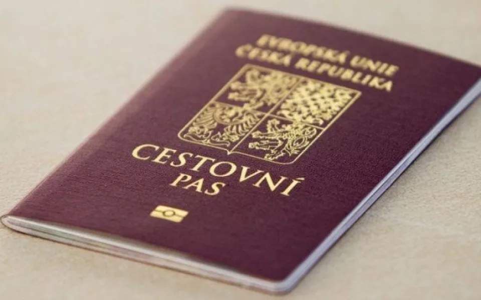 Lidé ode dneška až do neděle nemohu žádat o pasy a občanské průkazy
