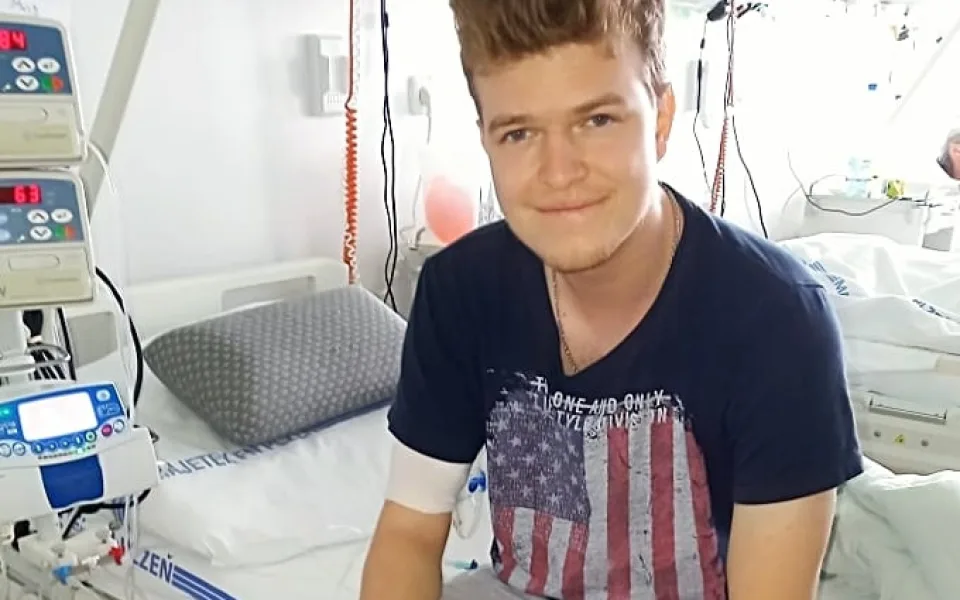Jednadvacetiletý David onemocněl aplastickou anémií. Potřebuje dárce kostní dřeně