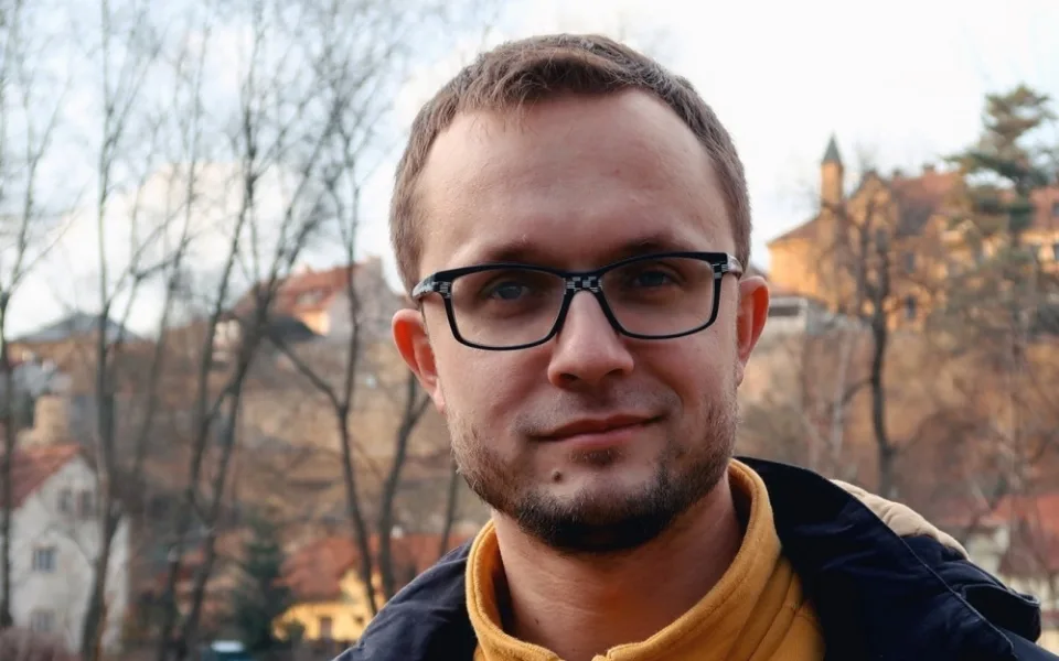 Novým předsedou Pirátů v Karlovarském kraji je Vítězslav Adamec z Lokte.