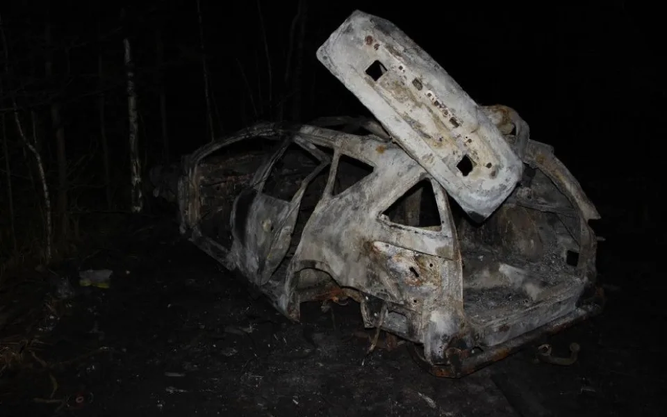 Zapálil auto