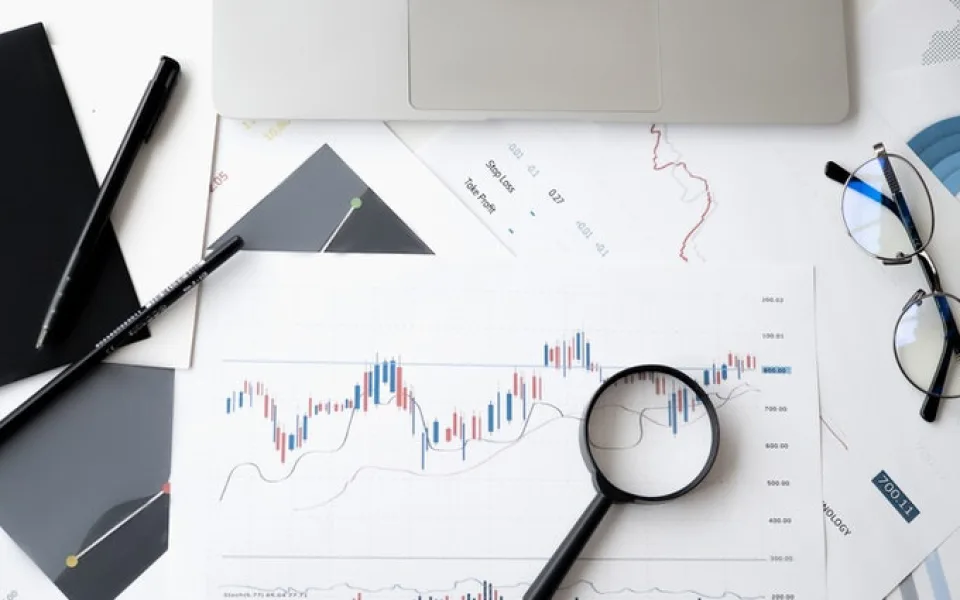 creditas.cz_karlovarska.drbna.cz_pexels-anna-nekrashevich-6801648 (1)