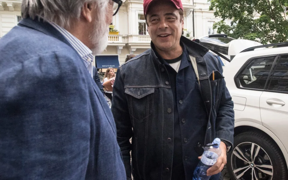 Na karlovarský festival přijel americký herec a producent Benicio del Toro.