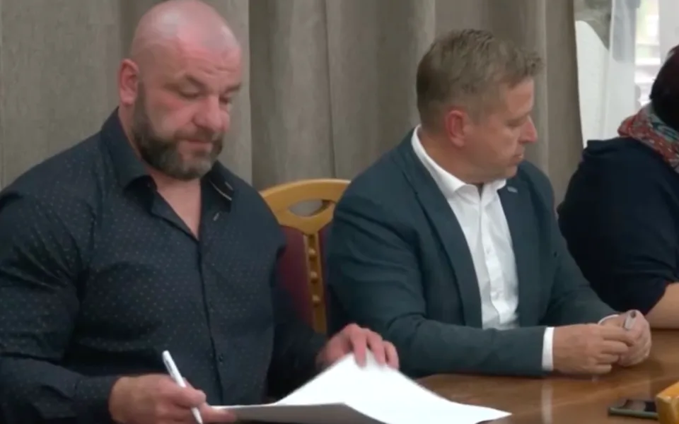 Starostou Ostrova bude David Hanakovič, zvolený za ANO, ale nyní nezávislý