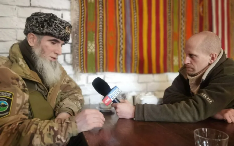 Převzetí moci v Rusku nehrozí. Nikdo nemá sílu na svrhnutí Putina, říká novinář a publicista Matyáš Zrno.