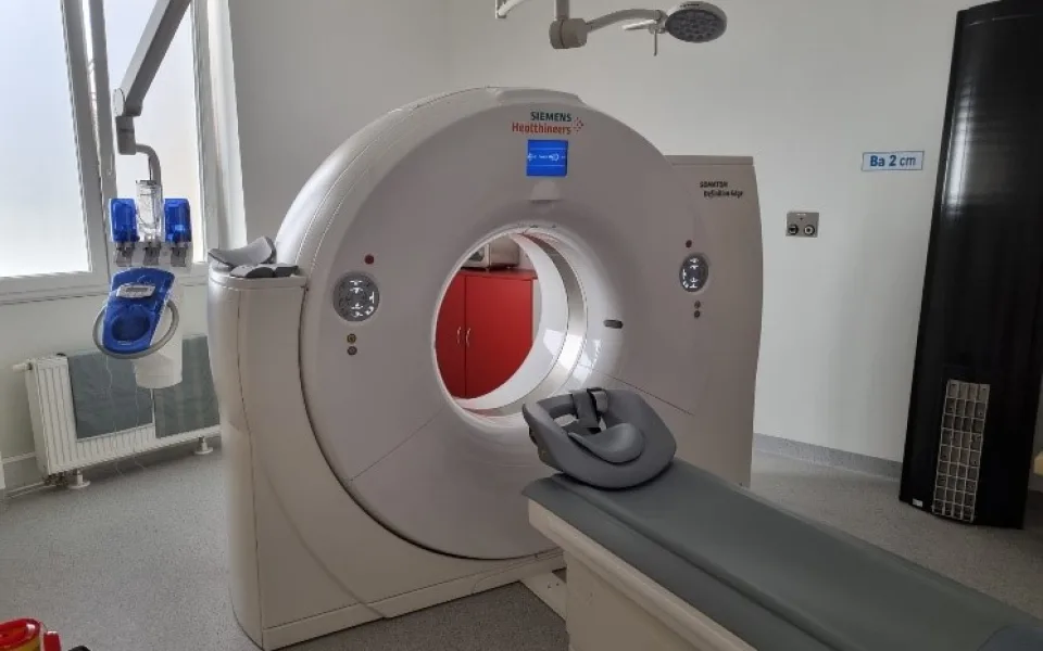 Výměna počítačového tomografu trvala 23 dní