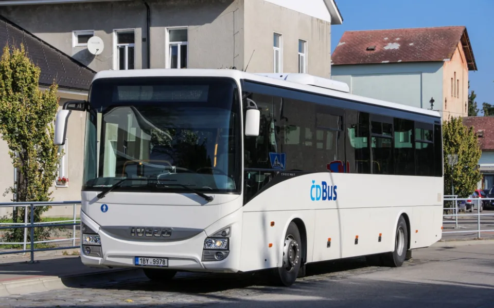 České dráhy zřídily pobočku, odkud budou při výlukách zajišťovat náhradní autobusovou dopravu pro čtyři kraje