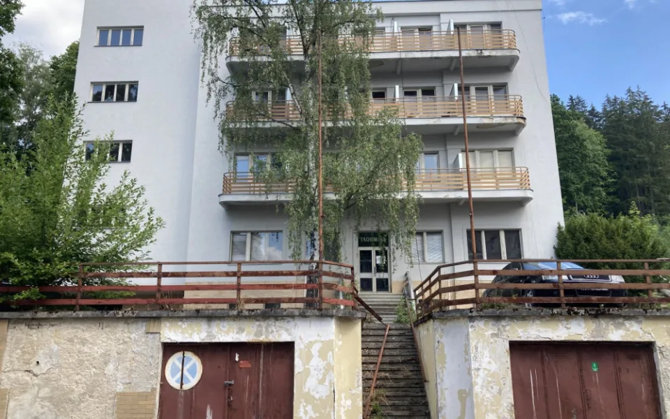 Mariánské Lázně nabídnou k prodeji chátrající vilu Taormina