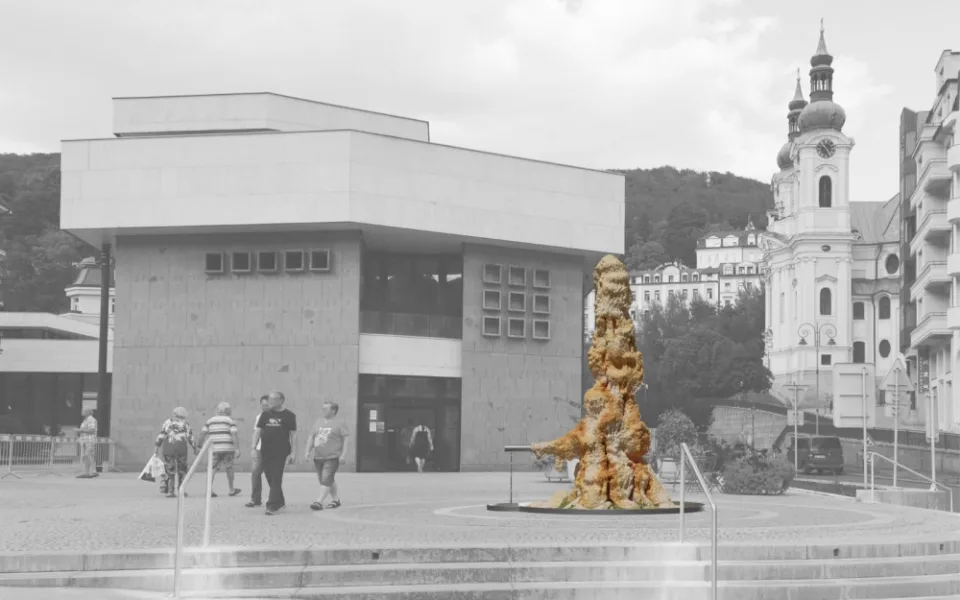 Krasavec před karlovarským Vřídlem bude vznikat postupně působením minerální vody