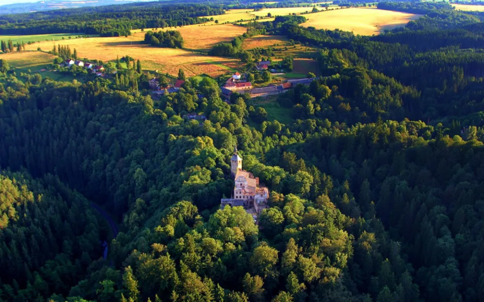 Na hradě Hartenberg zkoumají archeologové jeho nejstarší části